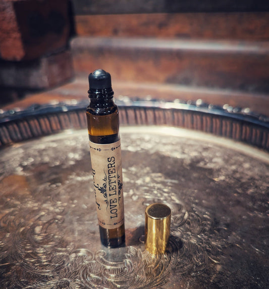 Vintage Vixen by Vintage Wax Parlour | 10ml Perfume Roll-On