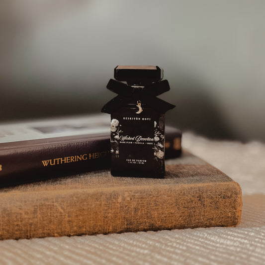 Wicked Devotion by Keskiyön Hovi | 1 oz. Eau De Parfum Spray