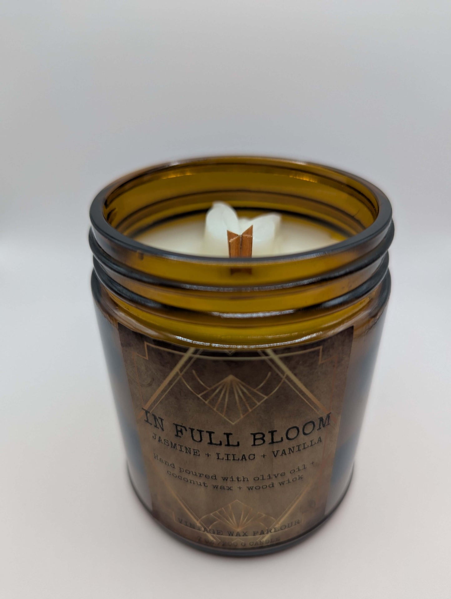 Eskimo Kiss by Vintage Wax Parlour 7 oz. Handmade Candle