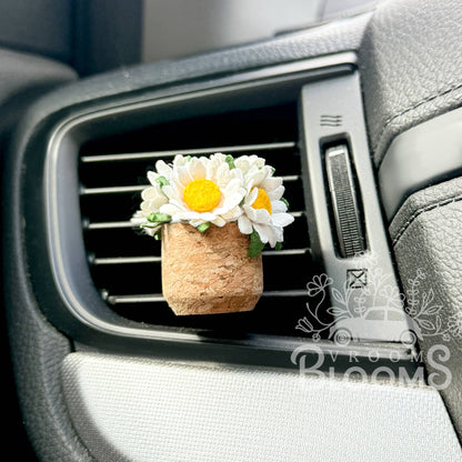 Lemon Lavender: Daisy Flower Vent Clip Car Air Freshener Diffuser (Reusable)