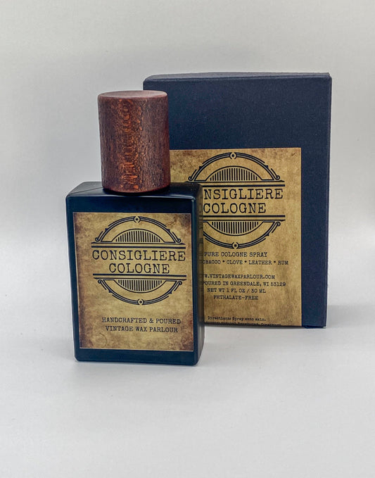 Perfume bottle and packaging of Consigliere Colonne on a white background