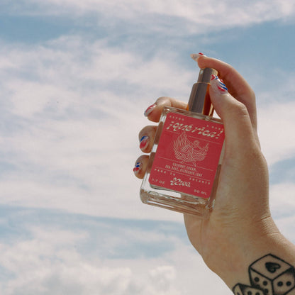 RICA Que Rica bottle spray sky